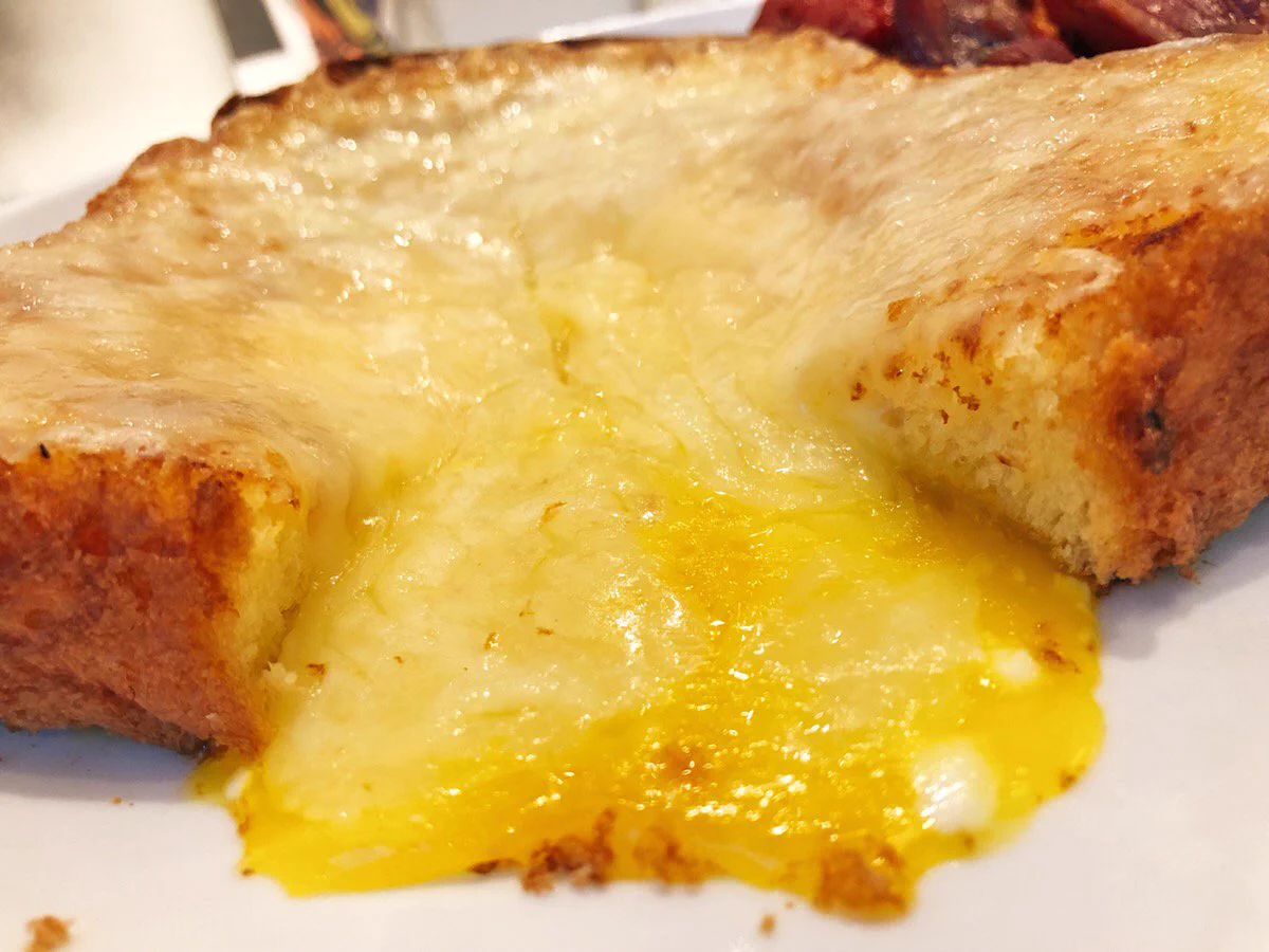 おいしそうｗｗｗたっぷりチーズのブリオッシュ…中にも秘密がｗｗｗ食べたい！