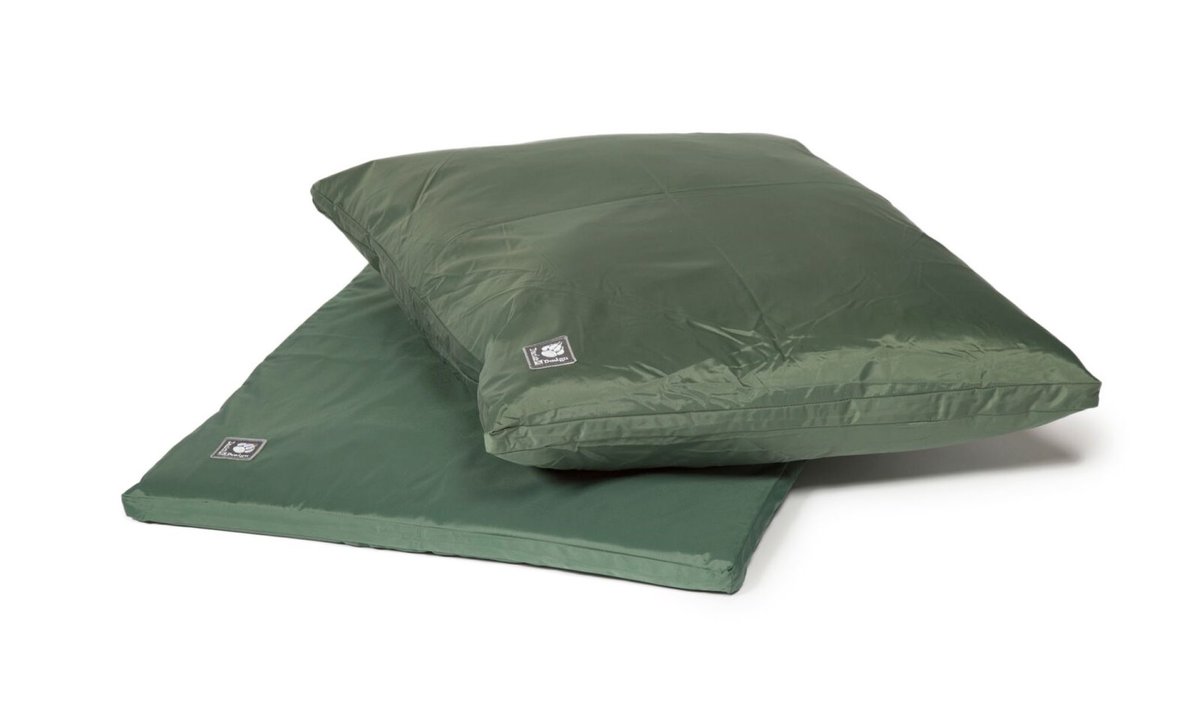 CollinsNets's tweet photo. Our new range of Dog Beds are proving to be really popular... especially the practical, hardwearing &amp; easy to clean County Cage Mattresses &amp; Duvets - ideal for working dogs.

Take a look here:
https://t.co/GZ40Yg6OPE

#workingdogs #TongueOutTuesday #DanishDesign @DanishDesignLtd https://t.co/aMd6ApKImb