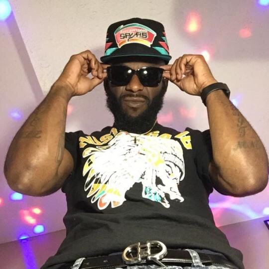 WitDatPinkOn's tweet image. Sweet🍭Dreams🤫🍬#CoinDrop💰No😴#Liveme KingOf♛Diamonds: liveme.com/us/m/v/1540285…