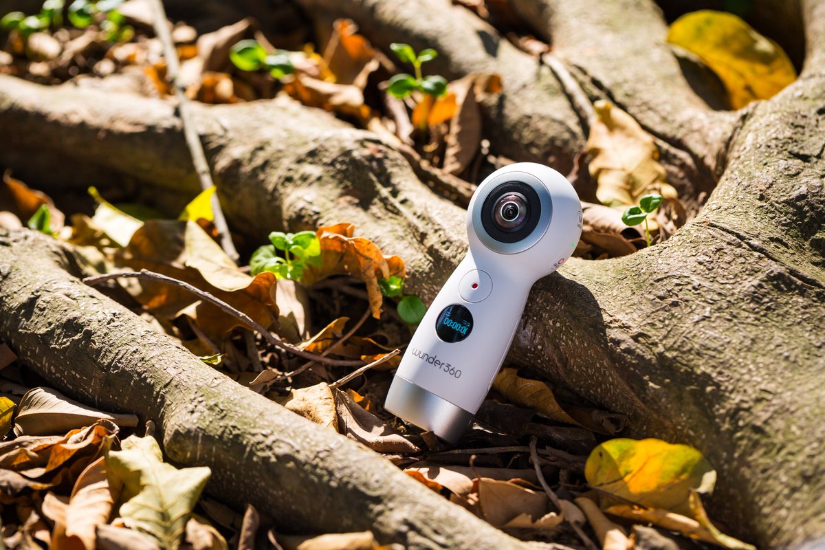 Wunder360UK's tweet photo. Take 4K photos and 3K videos anywhere you go this #Autumn . Have fun with Wunder360 C1  https://t.co/T7IAs9Ln3D
#360camera #technology #uk #Retail https://t.co/xKR2RdnU6u