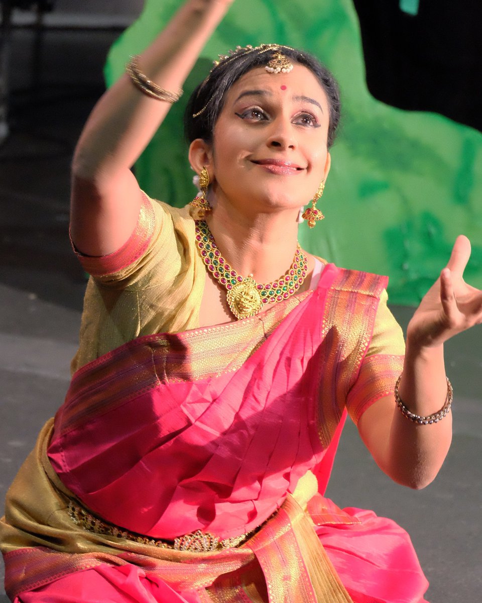 Sanskruti Dance A Still From Apple N Spice Half Way Through The Tour Coming Next To Stevenage Library This Sat Stories Dance Bharatanatyam Artscouncilengland Stevenage Ace National Hertfordshirelibraries T Co 7ydjoqlzfu
