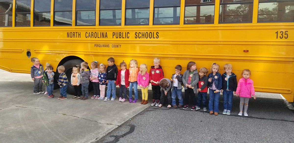 Millertrans1's tweet photo. Future turtles at bus safety training at Hertford Baptist pre school! #welovethebus #PQPROUD @pqschools @CheezSupe @firlds https://t.co/3tNrL7tLKi