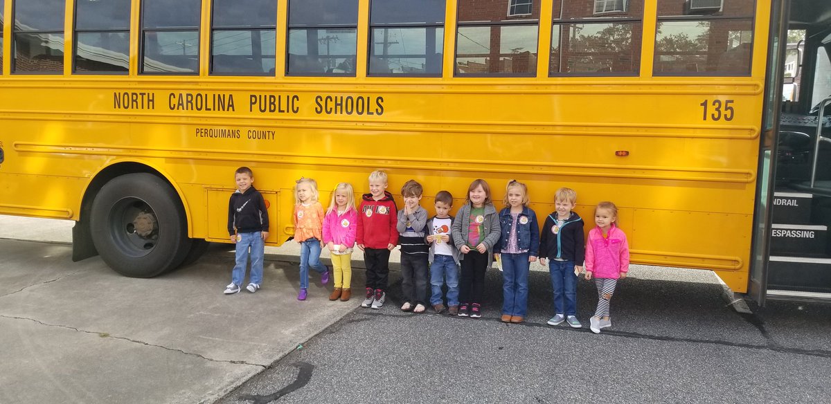 Millertrans1's tweet photo. Future turtles at bus safety training at Hertford Baptist pre school! #welovethebus #PQPROUD @pqschools @CheezSupe @firlds https://t.co/3tNrL7tLKi