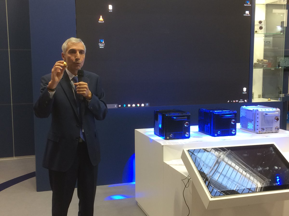 SafranElecDef's tweet photo. #Euronaval2018: Frédéric Mazzanti, @SafranElecDef Executive VP Defense division, unveils #Argonyx™ &amp; Black-Onyx™ the most compact, robust and reliable naval inertial navigation systems of the market! #INS https://t.co/1SKEs6l3uw