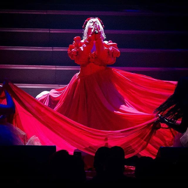 #Repost from @musicinsf 
Last night’s epic performance by Christina Aguilera at the Paramount Theater in Oakland was one for the history books. The show sold out as it went on sale months ago and is part of her first tour in 10 years. She looked as great as she sounded. Unbe…