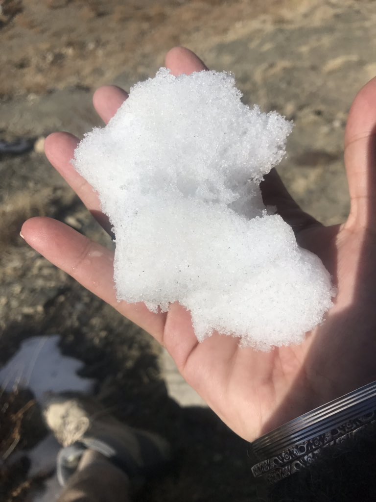 ninoqazi's tweet photo. Take a break and eat some snow #tirchan #trek between #mulkow and #terich valleys #chitral https://t.co/5YH6CLYYGW