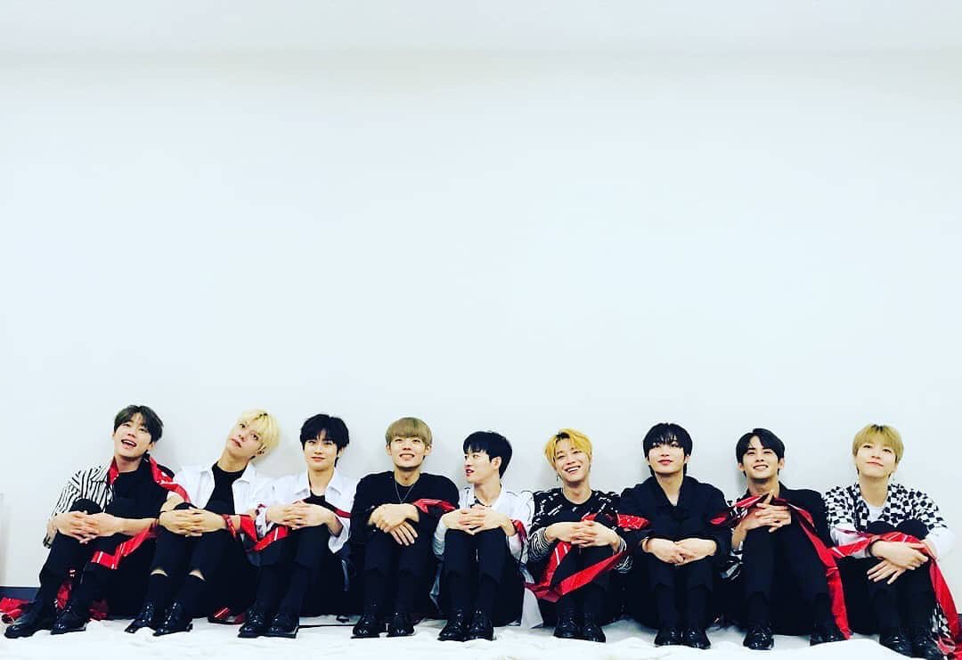 iam_ehmgee's tweet photo. [#FOR_UNB]
Happy 200th Day #UNB 😘

glad I got to spend these 200 amazing days with you. these days were the best days of our lives, of #UNMe's lives. THANK YOU for being UNB ❤ let's spend the next hundreds of days together., UNB=UNME. WE LOVE YOU 😘

@official_UN_B #UNB200Days https://t.co/2gEpyiWBTL