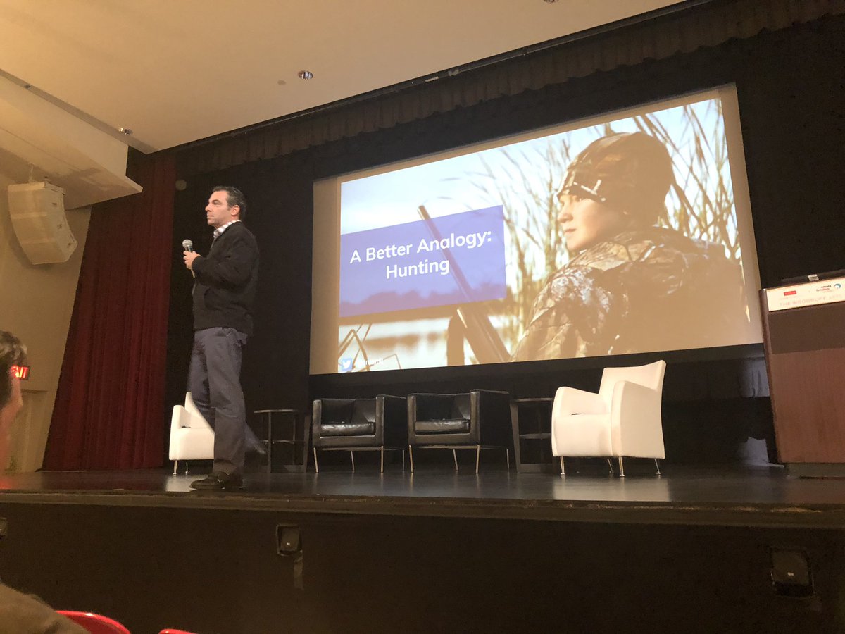lshenoy's tweet photo. Always great to get the investor prospecting playbook from the master @andrewackerman @dreamit #BuiltTechWeek https://t.co/ffmYbDetTL