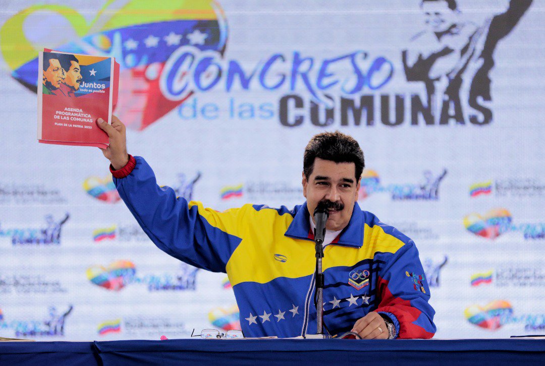 Las Comunas y el Programa de Recuperación Económica, son líneas fundamentales de avance en la construcción de una economía productiva, sólida y diversificada, rumbo al Socialismo. ¡Hablar de las Comunas es hablar de la Venezuela del futuro!