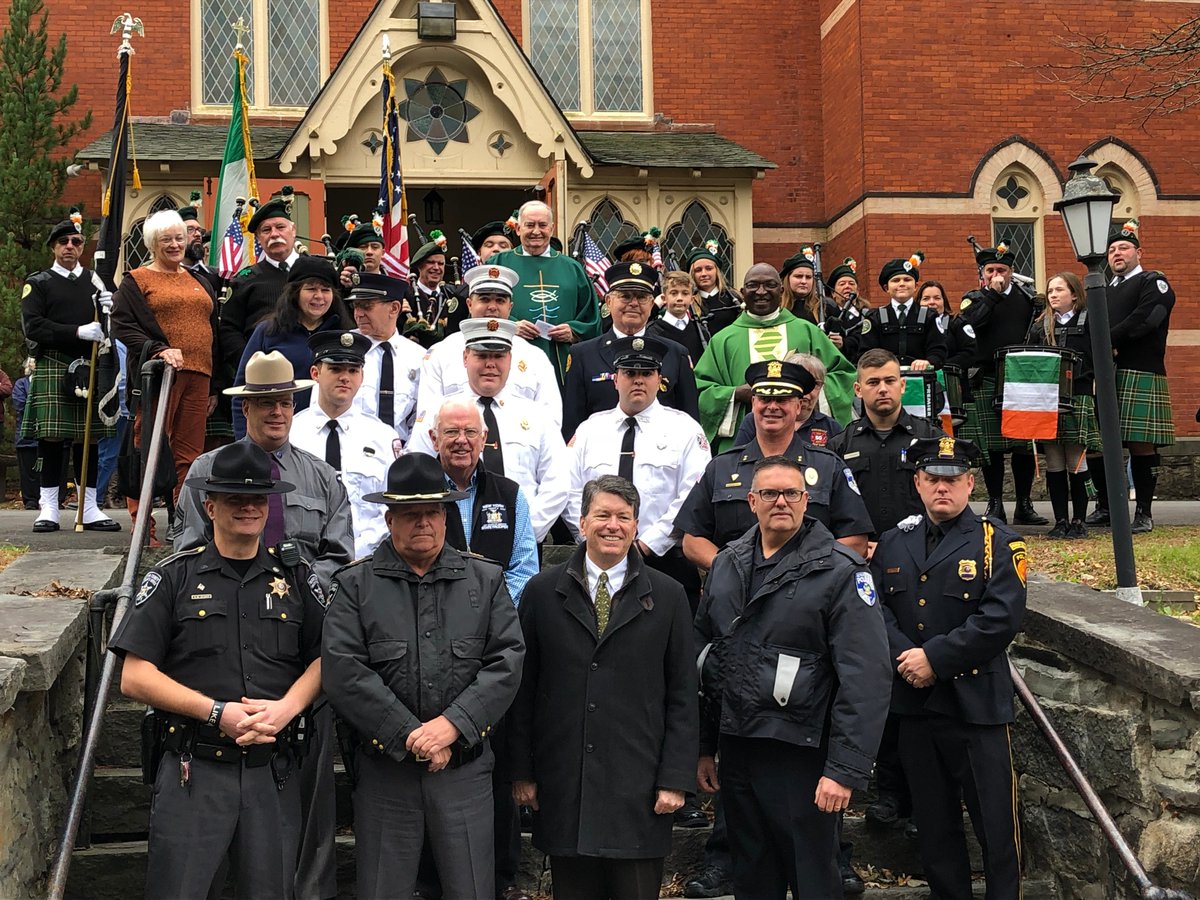 I am thankful for the service and sacrifice of the many police officers, firefighters, and emergency personnel. I attended the First Responders Mass at St. Peter’s Church alongside local law enforcement and firefighters to honor the many brave men and women who help keep us safe.