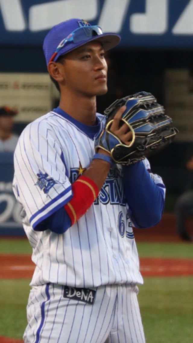 Mie Chan Sur Twitter 関根くんの笑顔の写真あった Baystars 63関根大気