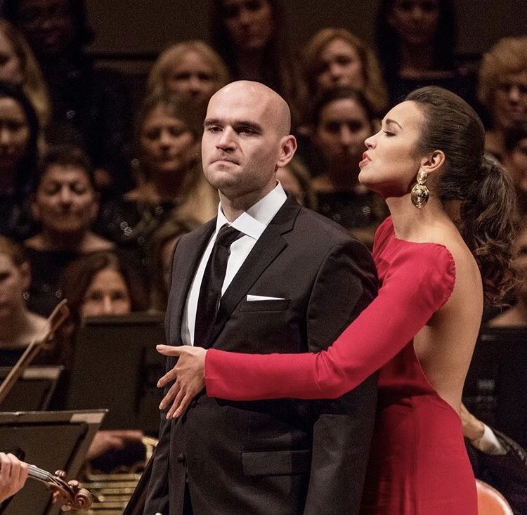 Thinking back on last Sunday’s @RTuckerMusicFdn Gala ...performing with your friends is always a pleasure; especially when it’s those whom you’ve known for years like @MichaelFabiano! 😊Watch the replay here: bit.ly/TuckerGala2018… (📸: #DarioAcosta ) 👗: @reformationx