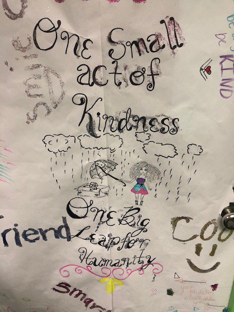 TNelson21236's tweet photo. Thanks @PGMSinBCPS Ss for decorating my door for Bullying Prevention Week! @DrPenK #BCPSBeKind2018 https://t.co/l8hP7TfWxj