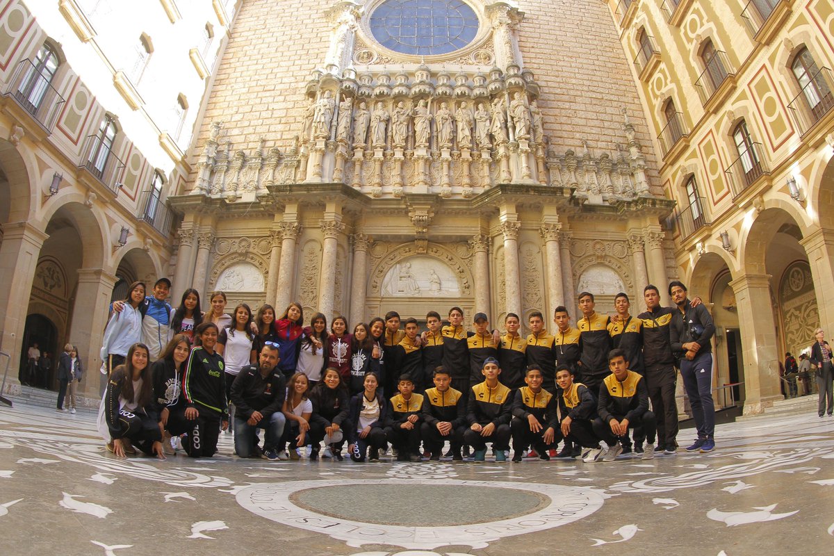 hugo_u2's tweet image. ¡Los campeones mexicanos disfrutan los últimos momentos en Montserrat!

#PotencialInfinito   #SoyAficionado
