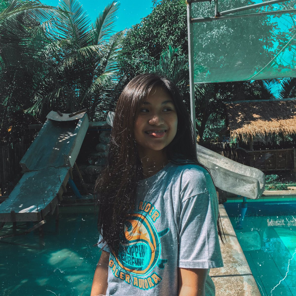 paulastephanieo's tweet photo. hey guys!! had some good time with my oksi friends earlier and i documented it! π stay tuned again sa yt channel ko!! β btw, yung vlog ko papunta dito is iu-upload ko maybe later or tomorrow hehe! i just have some internet problems here but iβll just find ways βΊοΈ #wheninmindoro https://t.co/vvbNVZm5K3