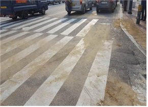 #성남시 #중원구건설과 #교통사고잔재물정비
둔촌대로 중원구청사거리 교통사고잔재물정비 완료하였습니다.