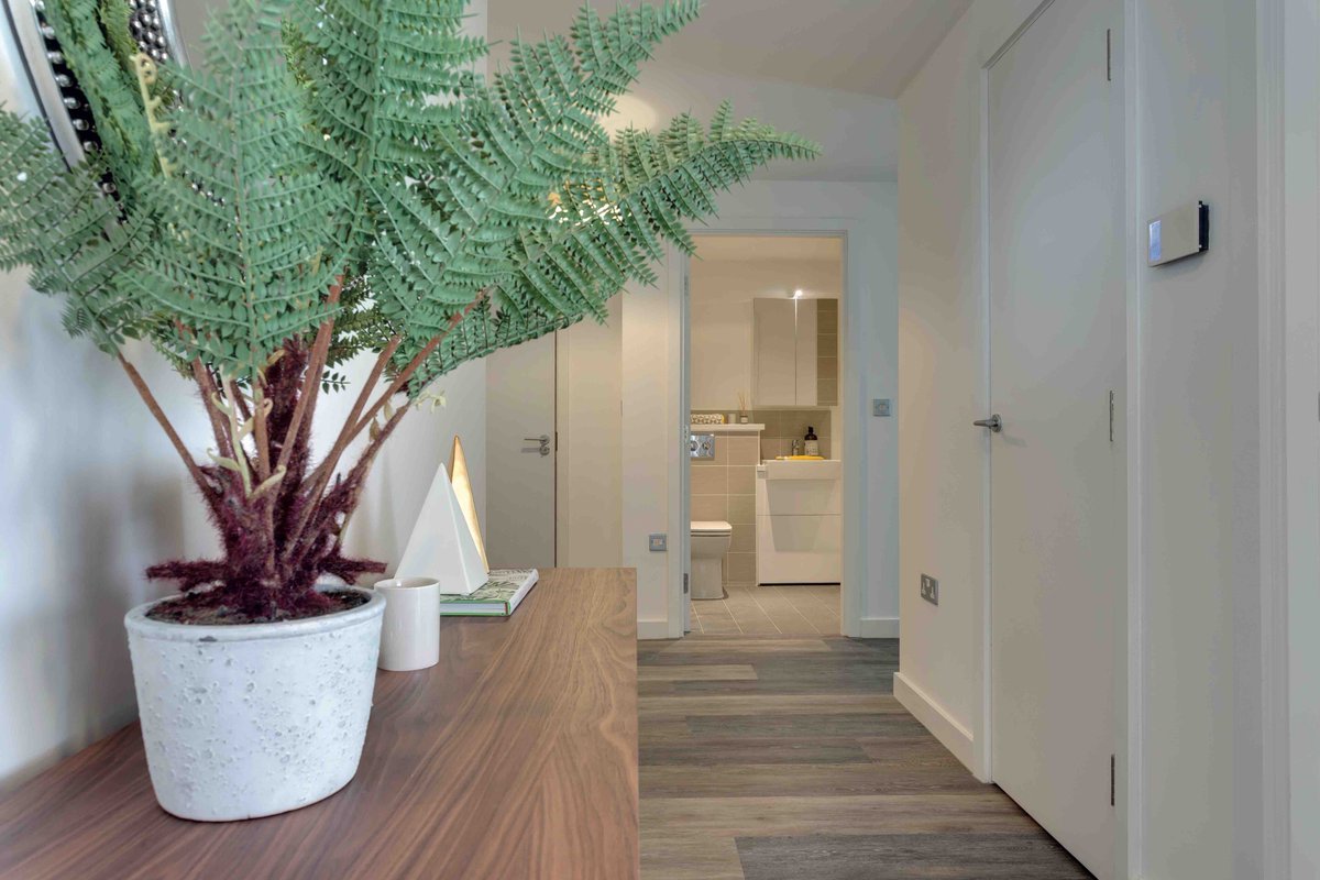 TheForum_Bham's tweet image. Come and take a look at our stunning show apartments! Contact lettings agents @YorkLaurent and @tweetmilne to arrange a viewing, or book through The Forum website: theforumbirmingham.co.uk