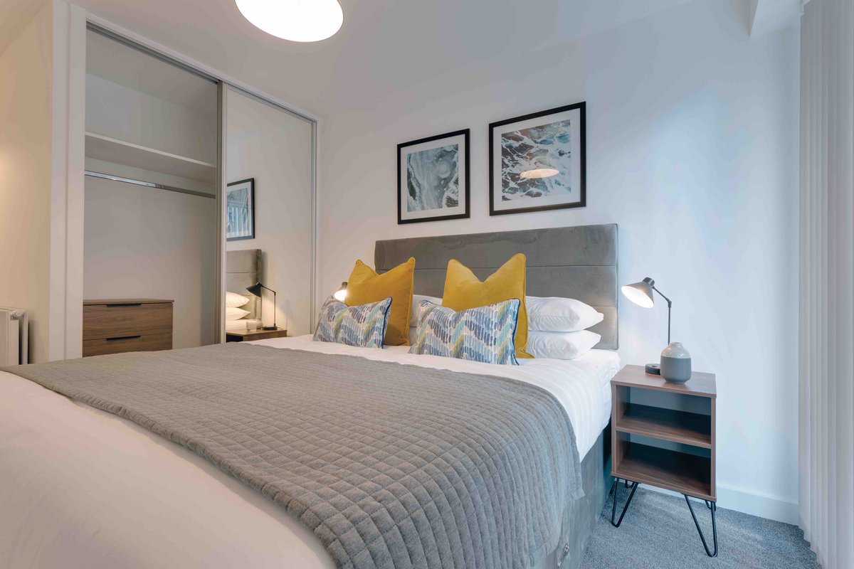 TheForum_Bham's tweet image. Come and take a look at our stunning show apartments! Contact lettings agents @YorkLaurent and @tweetmilne to arrange a viewing, or book through The Forum website: theforumbirmingham.co.uk