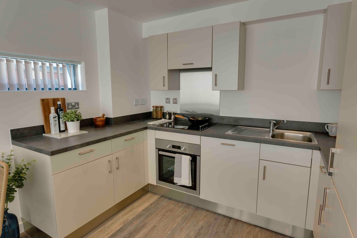TheForum_Bham's tweet image. Come and take a look at our stunning show apartments! Contact lettings agents @YorkLaurent and @tweetmilne to arrange a viewing, or book through The Forum website: theforumbirmingham.co.uk