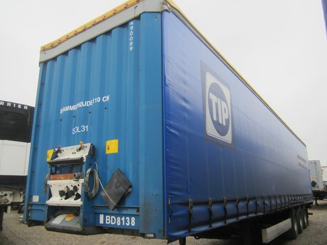 TIPSALES1's tweet photo. Offer of the week: Krone Curtainsider, 2007. Find this unit on our website: https://t.co/OOP76uK7jP https://t.co/yRYAT0nig6