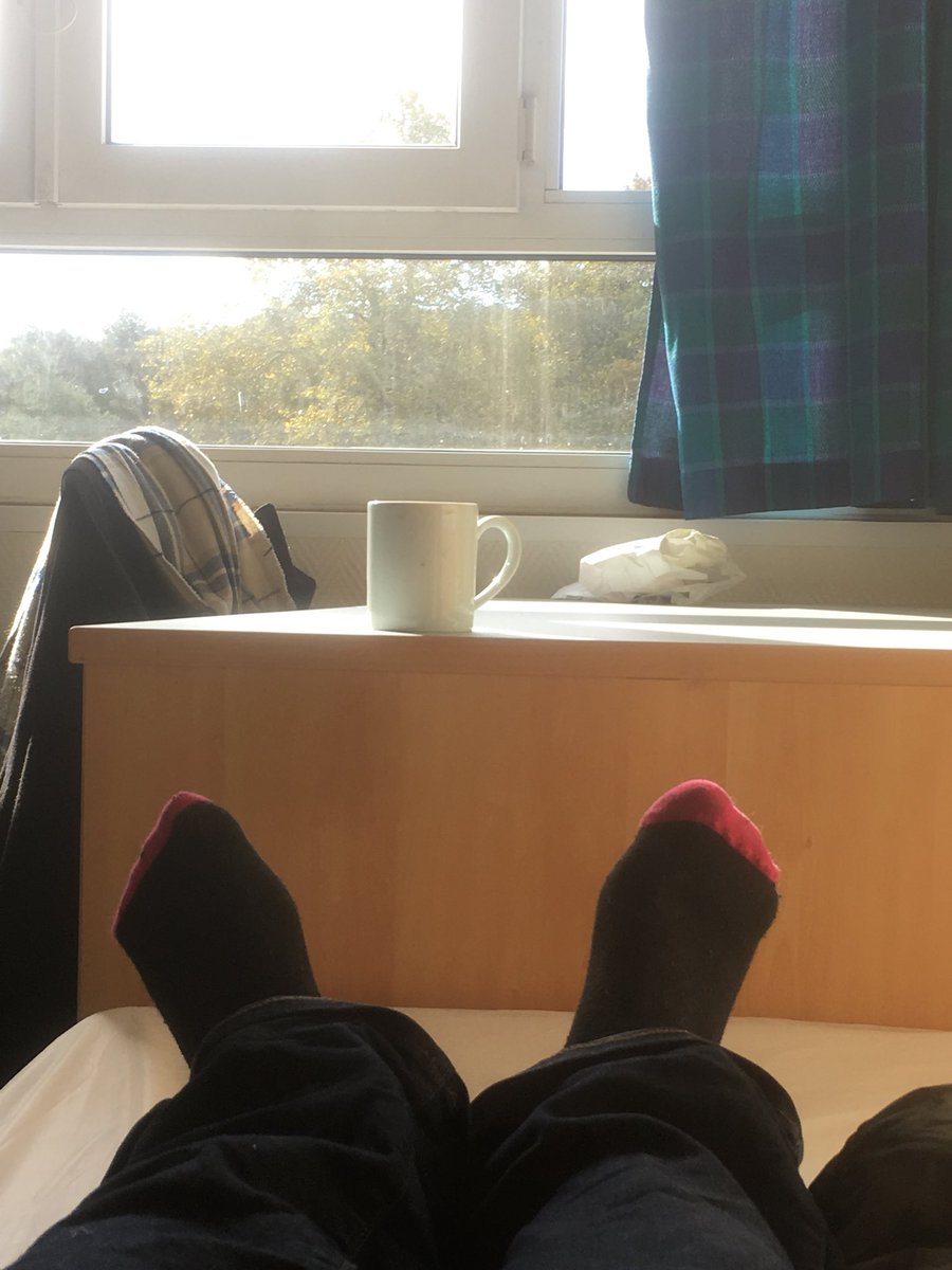 Zabou_pdlg's tweet photo. La mission la plus tranquille de l’EPJ : être de surveillance à l’heure de la sieste ! 😉 #reposenDieu https://t.co/6nkcn1FBDm