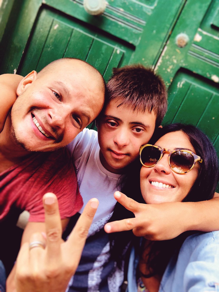 FotoraccontamIF! Anita Falcetta e Philip Abussi: Human Intelligence è la storia di Raffaele e del Cromosoma 21. È Social Intelligence, il super potere di creare community reali con la musica...L'intervista aspettando @italiansfestival: bit.ly/2PfYA65
 #FollowRaffaele