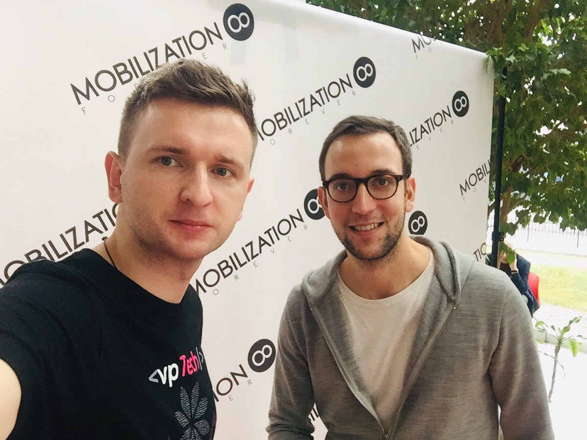 veepeetech_'s tweet image. &apos;Splitting Monolithic Swift Code Base Into Modules&apos; talk by @ncreated and @pemgarcia from #vpTech during #Mobilization8 💪
Congrats Maciek and P-E 👏
Slides are here &amp;gt; speakerdeck.com/ncreated/split…