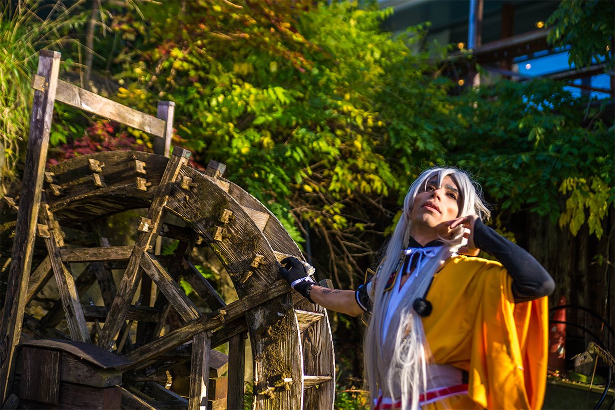 Rekibakufu's tweet photo. 「何故、大きいのに小狐と？……遠慮ですよ」
📷 @TiemyMila
 #刀剣乱舞 #刀剣乱舞コスプレ #とうらぶ #toukenranbu #cosplay #cosplayer #kogitsunemaru #小狐丸 #japan #samurai #侍 #japanculture #mobilegames #DMM　#撮影 #shooting #instacos #instashooot　 #photography https://t.co/0S2cPkwfcz