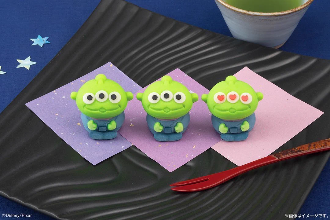 わぉｗｗこれなんだと思います？？映え映えなリトルグリーンメンｗｗこちら食べ物です！！和菓子ですってｗｗ