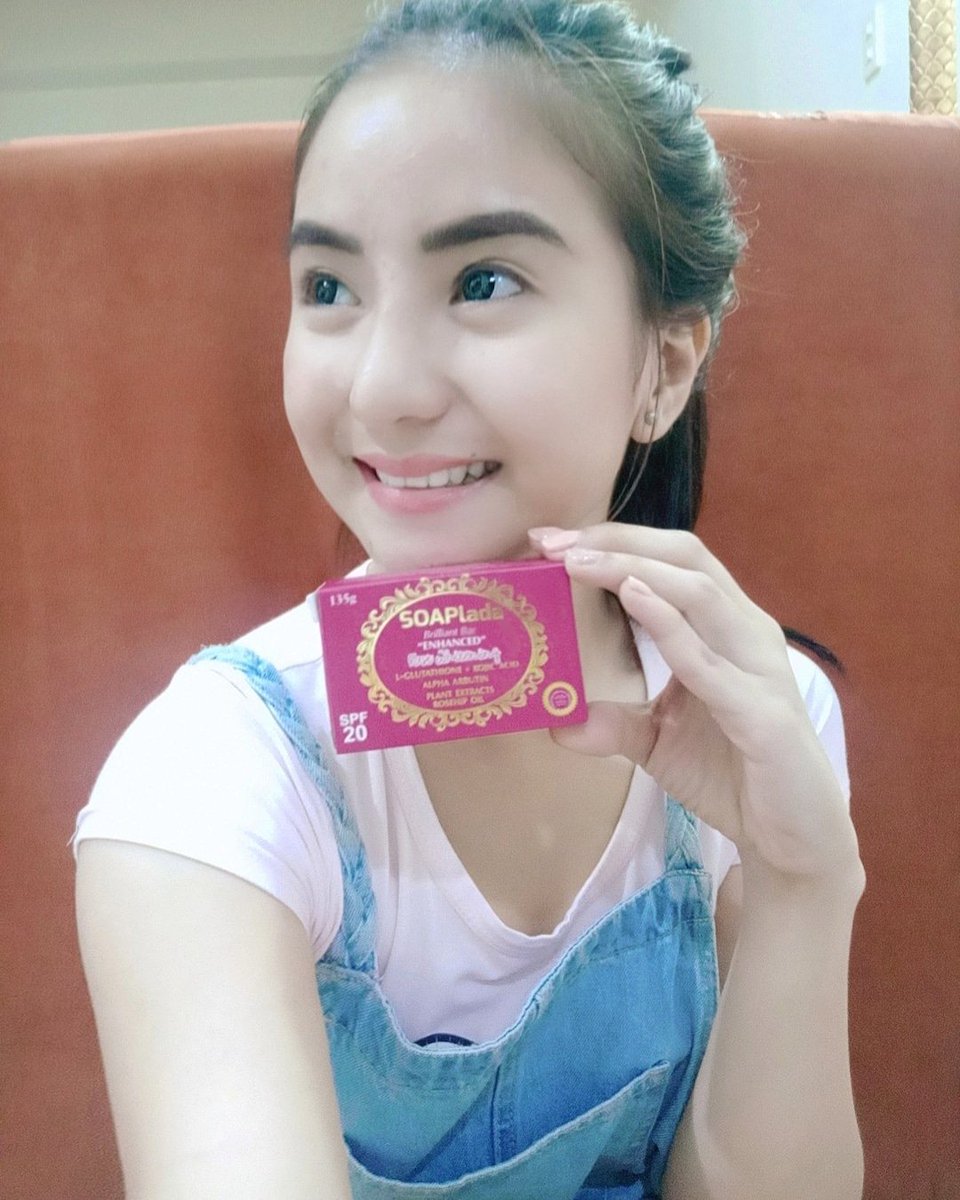 akiibebe's tweet photo. DI NAMAN AKO SUPLADA NAGSOAPLADA LANG π
THANKYOU SO MUCH SOAPLADA! π
#GUMMYBAEAKI
#alagangSOAPlada
#SOAPLADA https://t.co/jILs6iGI9s