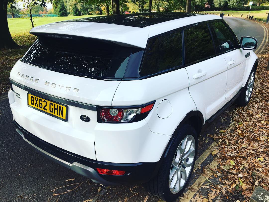CardiffcarsCom's tweet photo. 2012 R Rover Evoque just £329 a month #CardiffCars #LandRover #Cardiff https://t.co/KLzDE8yIfW