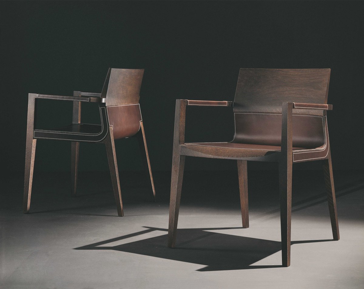 Amboan's tweet photo. "A chair is a very difficult object. A skyscraper is almost easier. That is why Chippendale is famous." - Ludwig Mies van der Rohe
A little bit of furniture humor. Offenly we confuse difficult things with impossible ones, remember that good design can solve any problem. https://t.co/MzA9OfUOfD