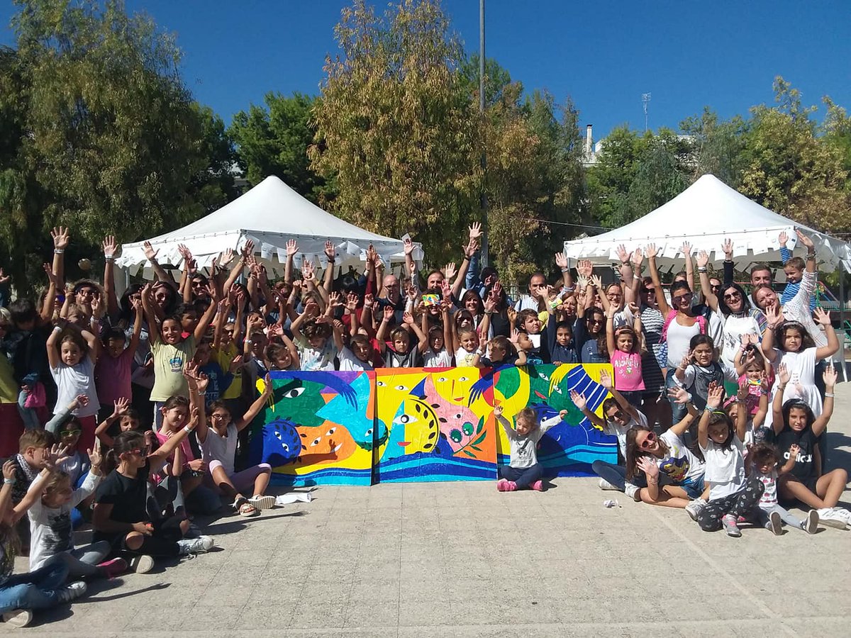 CooperationDay's tweet photo. On September 29 we painted together a mural and we drew a puzzle that tells the story of cooperation between Puglia and Greece in an embrace of colors, shapes and figures that go beyond the territorial borders toward new forms of friendship and collaboration. #ECDAY2018 https://t.co/lCcsJNiZQn