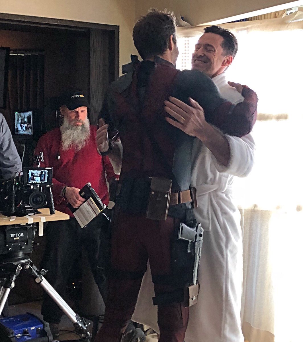 RealHughJackman's tweet image. Because I’m told that I AM THE NICEST GUY and you’re NOT. @VancityReynolds ... I will let you hug me. Just this once. On your birthday.