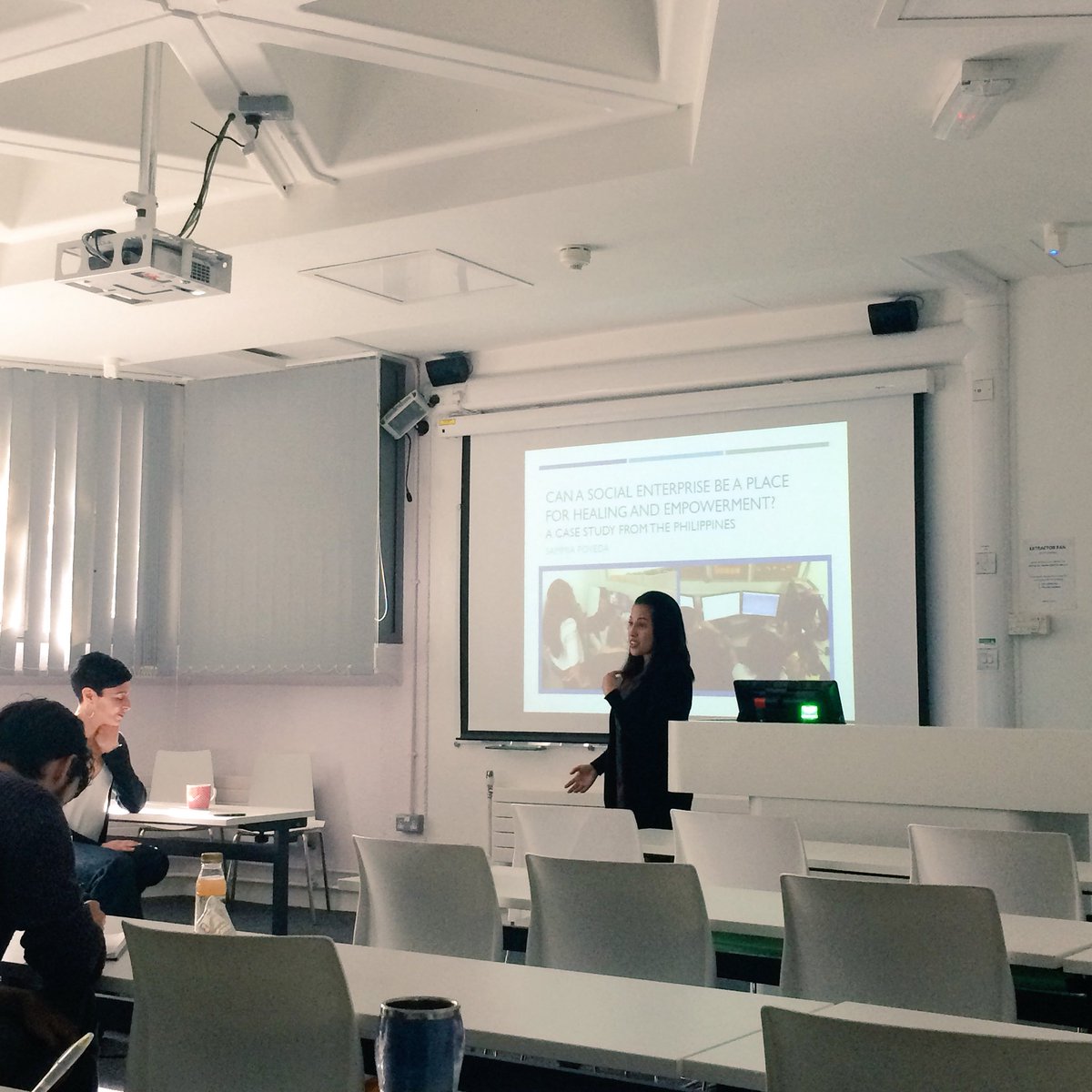sheffieldGOTGS's tweet photo. Happening now: @SammiaP presenting on her work - ‘can social enterprise be a place for healing and empowerment’ - in Geography Room B8 @sheffieldgeog @sheffielduni @SIIDgroup https://t.co/lDjDCbf37y