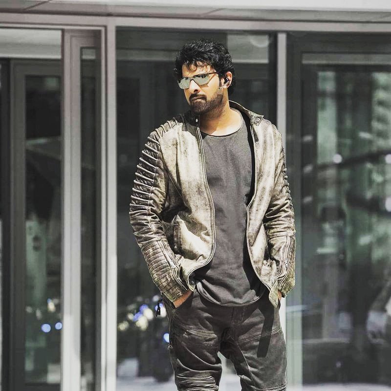 PrabhasAkhil2's tweet photo. #HappyBirthdayPrabhas nammandrra babuu....... https://t.co/xi6tx0B7TC