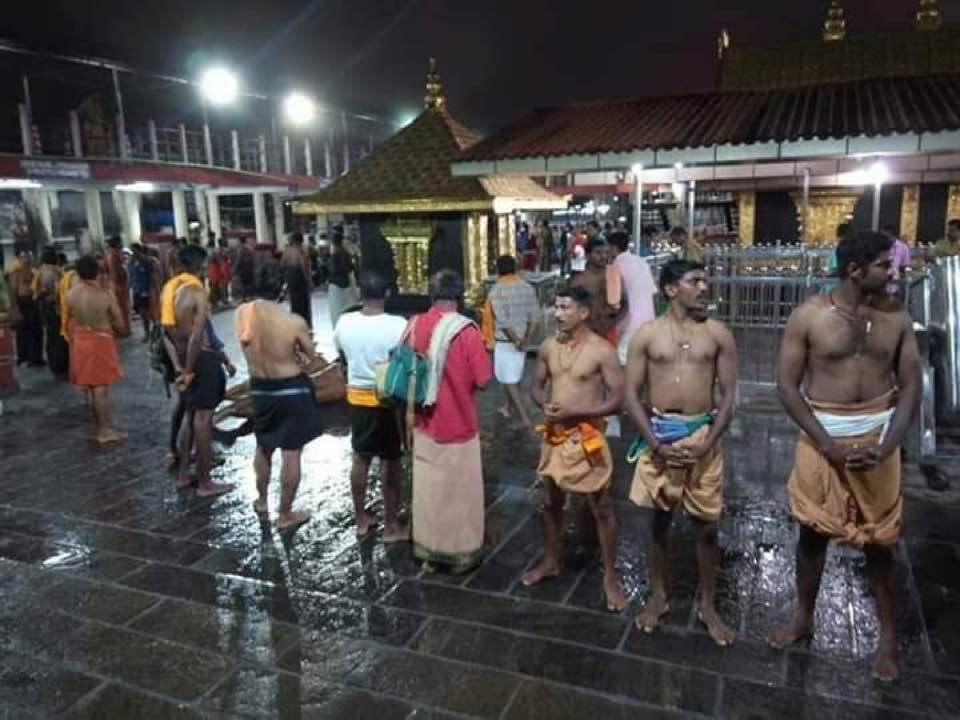 girishalva's tweet photo. "Sabarimala movement is a significant step towards huge Hindu Renaissance"

Sincere THX to all devotees who stood guard!

The attack on the Faith on Ayyappa unites ppl &amp; this is the beginning of a new chapter in Hindu unity. 

This unity should continue! 🙏

#TheHinduRenaissance https://t.co/Kw7FLLMgKL