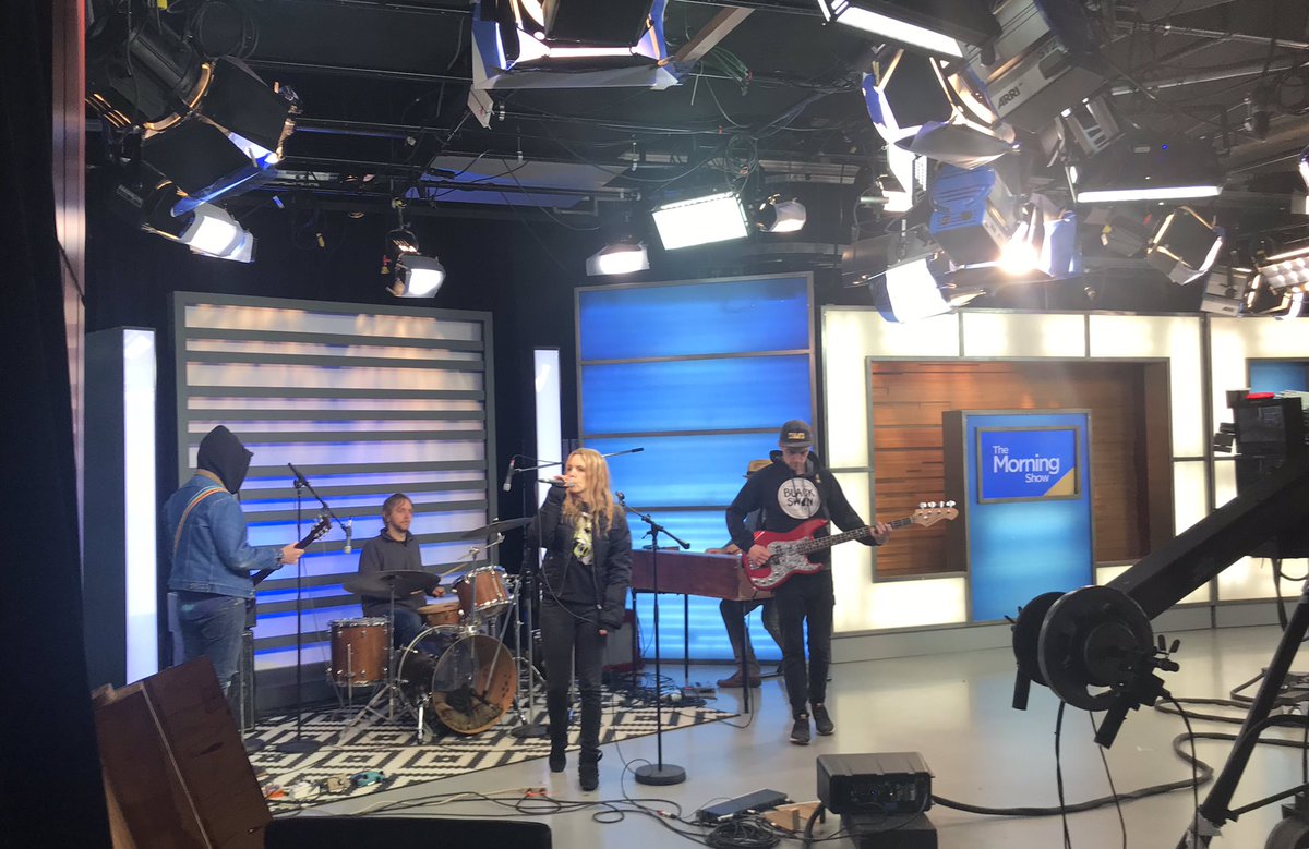 .<a href="/thisisjeenmusic/">JEEN.</a> performs “Any Moment” from her new LP #giftshop on <a href="/MorningShowCA/">The Morning Show</a> <a href="/morningshowto/">Morningshowto</a> <a href="/RedBrickSongs/">Red Brick Songs</a> <a href="/ianblurton/">Ian Blurton</a>