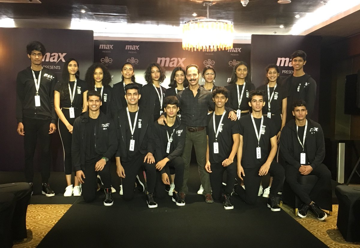 EML_In's tweet image. Global leading holistic health guru and life coach, @Mickeymehta 
shared some valuable tips with the 16 chosen boys and girls that would not only help them excel in the competition, but throughout their lives during Elite Model Look 2018 India Boot camp in Mumbai. #EMLIndia