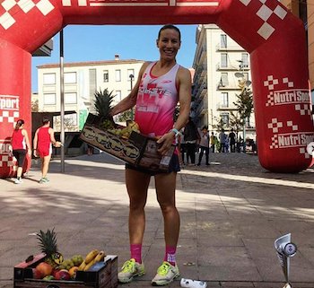 Sara Loehr <a href="/saralm33/">Sara Löehr</a> y <a href="/RT1281/">Rodrigo Torres</a> Rodrigo Torres vencen el 5000 de Girona
triatlonchannel.com/2018/10/22/res…
