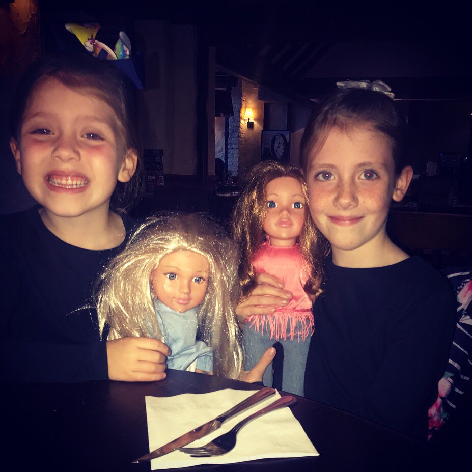 @kidadlofficial My girls with their designafriend dolls out for dinner last night. Loving half term 😍#Kidadl