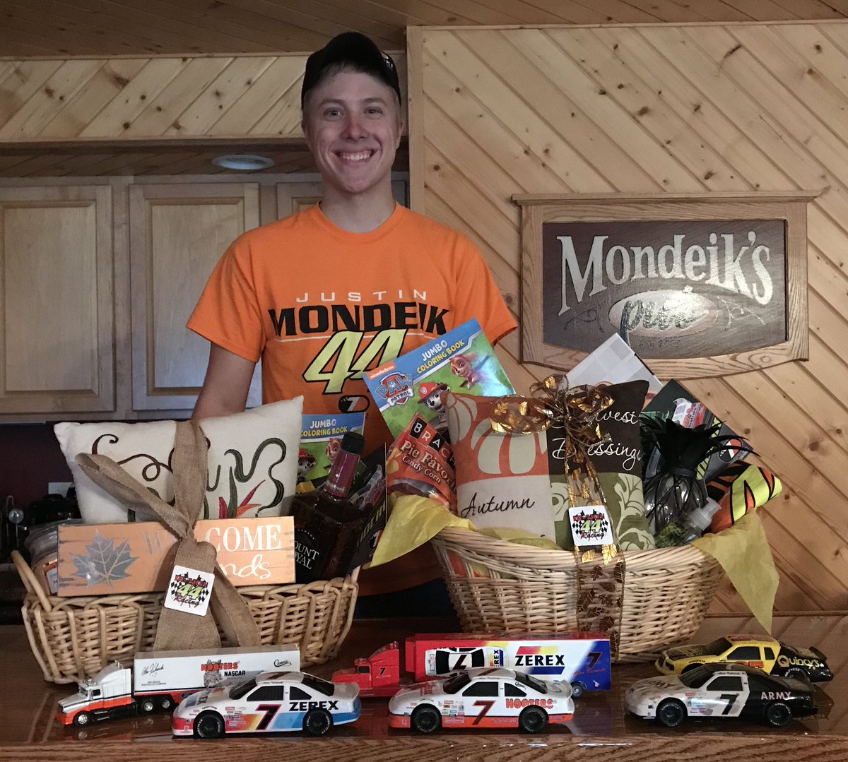 JustinMondeik44's tweet image. Supporting the Spencer, WI Fire Department by helping donate to their #SpiritStrong fundraiser! Very grateful for the time they volunteer and the risks they take for our safety. #Community #KDDP