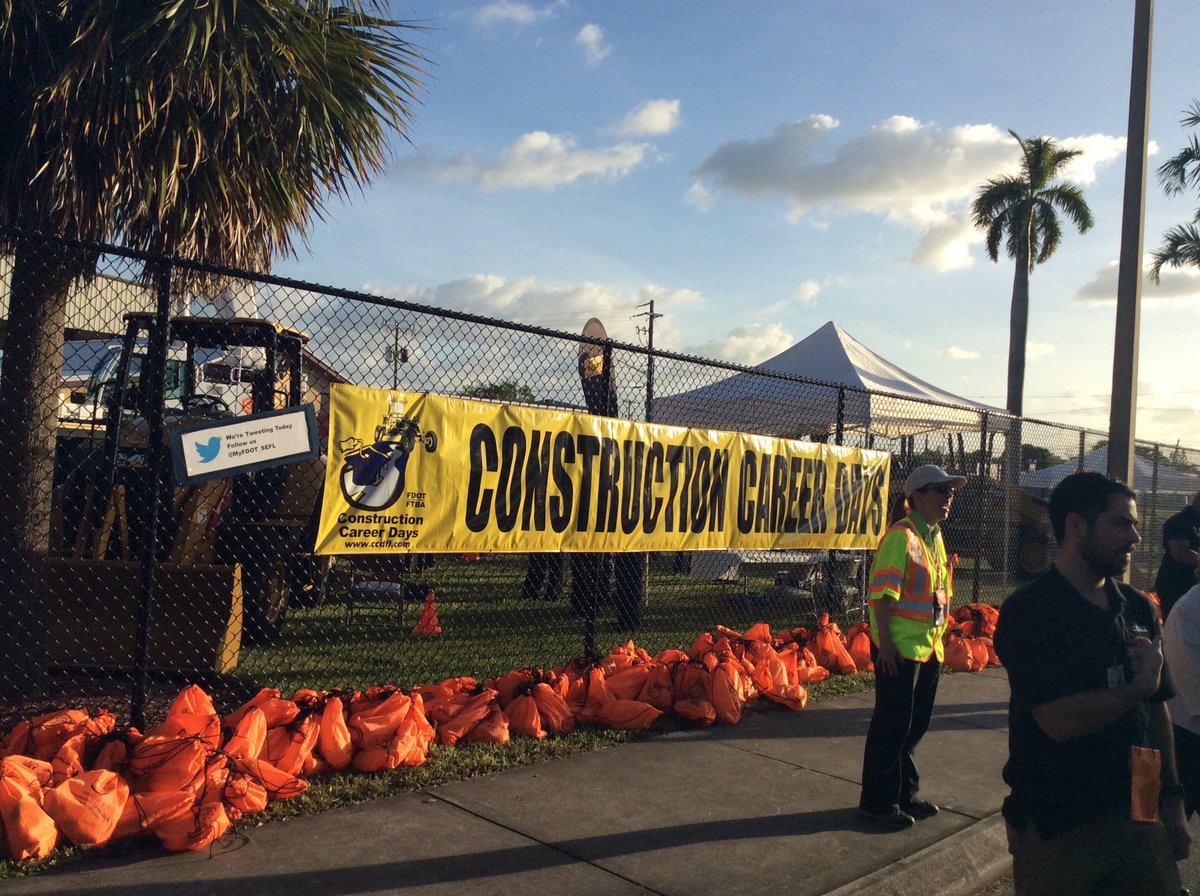 BFunTsf's tweet photo. Its that time of year again ...... my favorite event ...... we do it for the kids!!! #ccd2018 #lovemyjob #wedoit4thekids #concretecookies #giveback @TierraSouthFL @MyFDOT_SEFL @FLTurnpikeSFL https://t.co/js4QHLAj7f