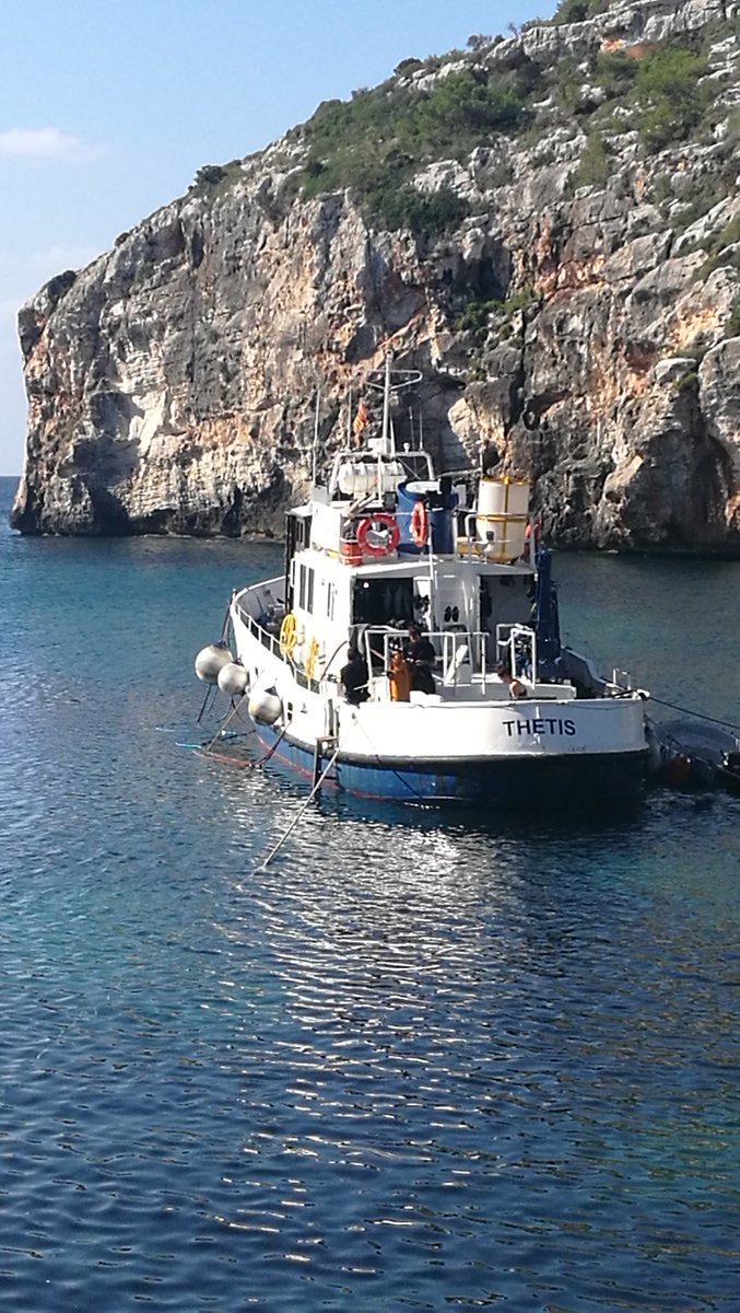 cultura_cat's tweet photo. Les excavacions arqueològiques subaquàtiques a Calescoves (Menorca) permeten recuperar més d'una trentena de restes ceràmiques dels segles II i III aC #CASC @patrimonigencat @macarqueologia @ConsellMenorca https://t.co/NNlMXR73MU https://t.co/hnuLkLThwj
