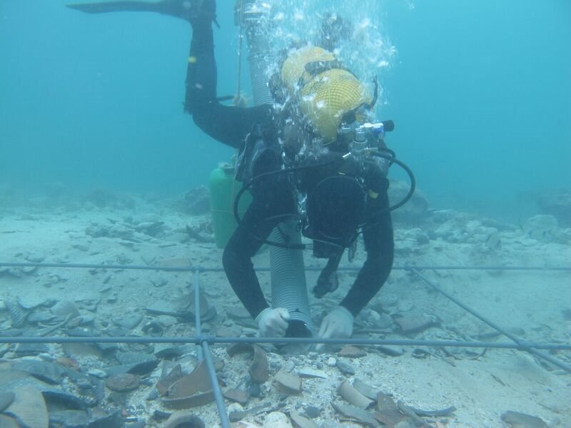 cultura_cat's tweet photo. Les excavacions arqueològiques subaquàtiques a Calescoves (Menorca) permeten recuperar més d'una trentena de restes ceràmiques dels segles II i III aC #CASC @patrimonigencat @macarqueologia @ConsellMenorca https://t.co/NNlMXR73MU https://t.co/hnuLkLThwj