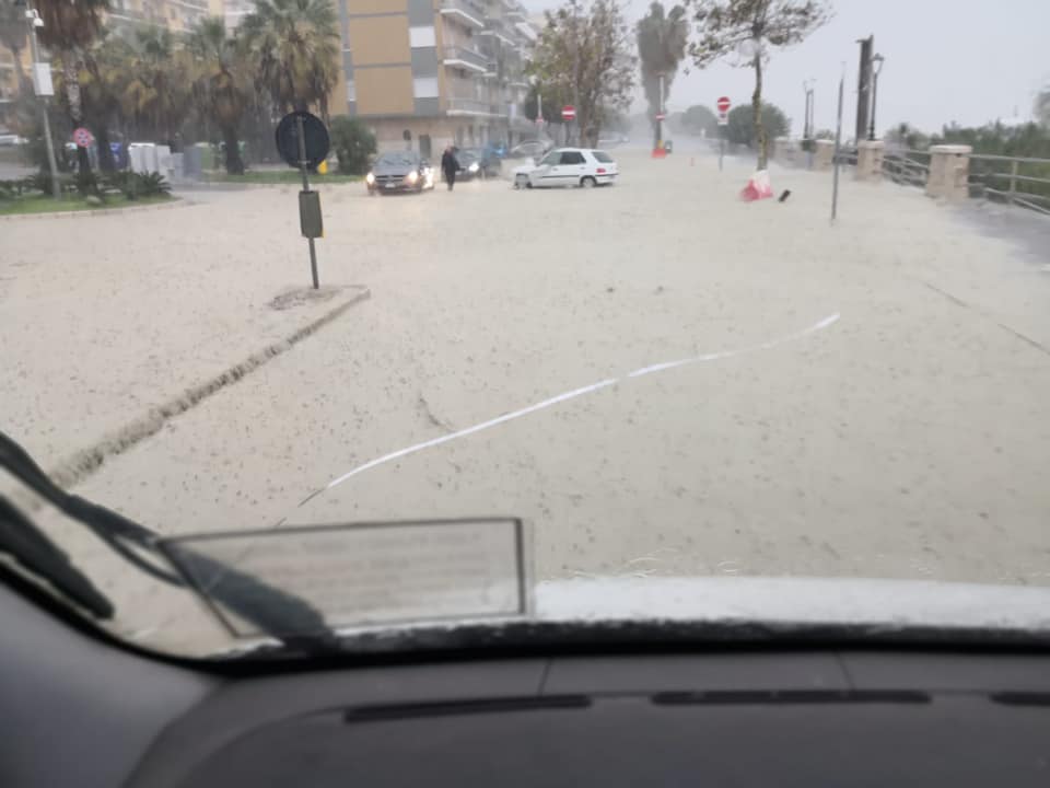 severeweather.EU on Twitter "Another round of flooding for Crotone, Calabria, south Italy