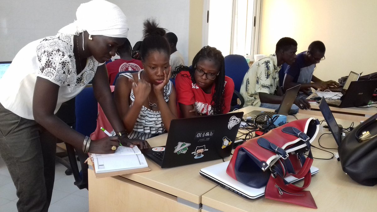 Access Code School tweet media