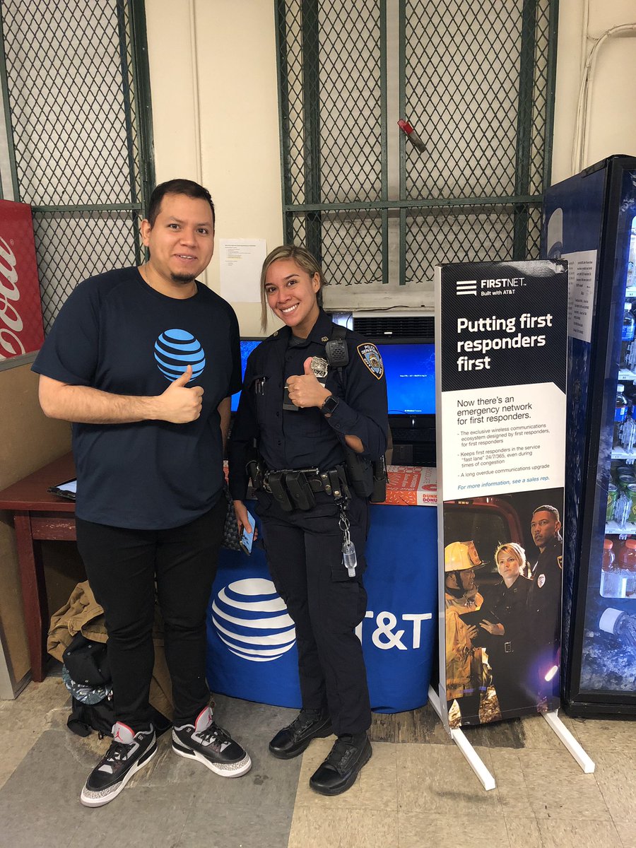 Diddy1123's tweet photo. Here at our First Net event !! We appreciate our 1st responders!! #firstnet #thisismything https://t.co/R1LiBEVjDq