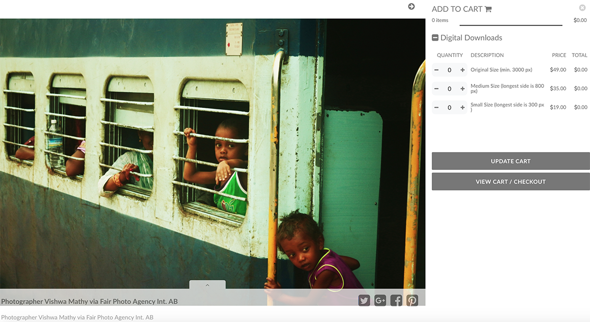 FairPhotoAgency's tweet photo. A playful image showing the everyday life in India by photographer Vishwa Mathy. Suitable for your CSR report? Check out this lovely photo with the rest of our amazing image bank! 

https://t.co/l9MG6WuOM8 https://t.co/oPMFBQXeXe