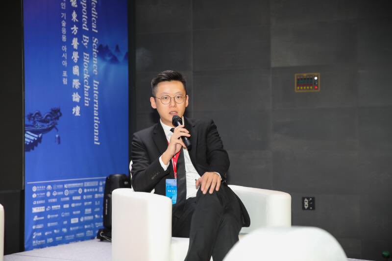 Leslie Hsu, #Jingtum Marketing Director (global market) attended blockchain event held in Korea #blockchain